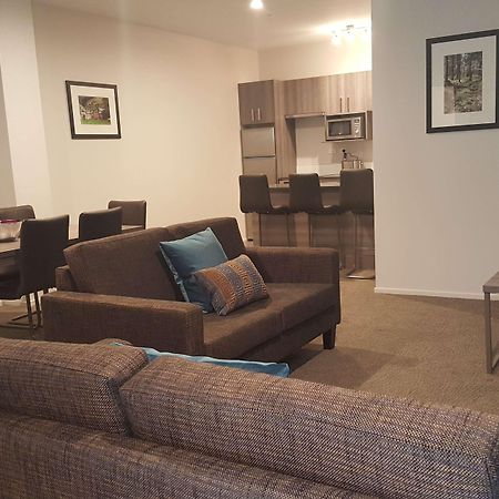 Ramada Suites By Wyndham Queenstown Remarkables Park Exteriör bild