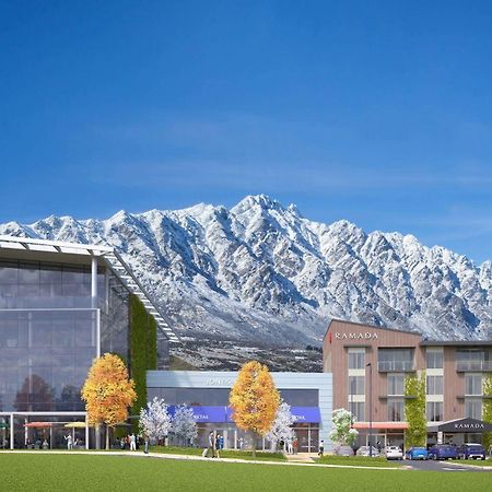 Ramada Suites By Wyndham Queenstown Remarkables Park Exteriör bild