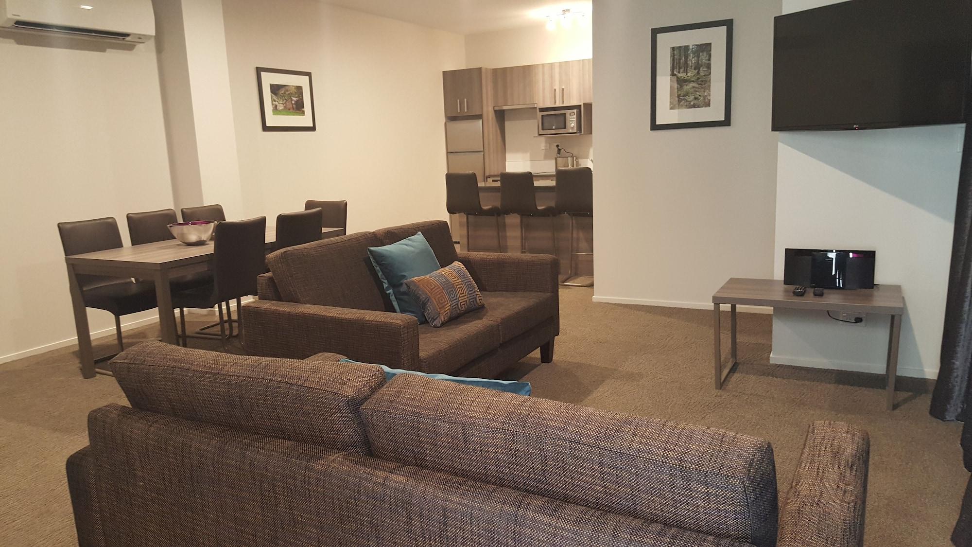 Ramada Suites By Wyndham Queenstown Remarkables Park Exteriör bild
