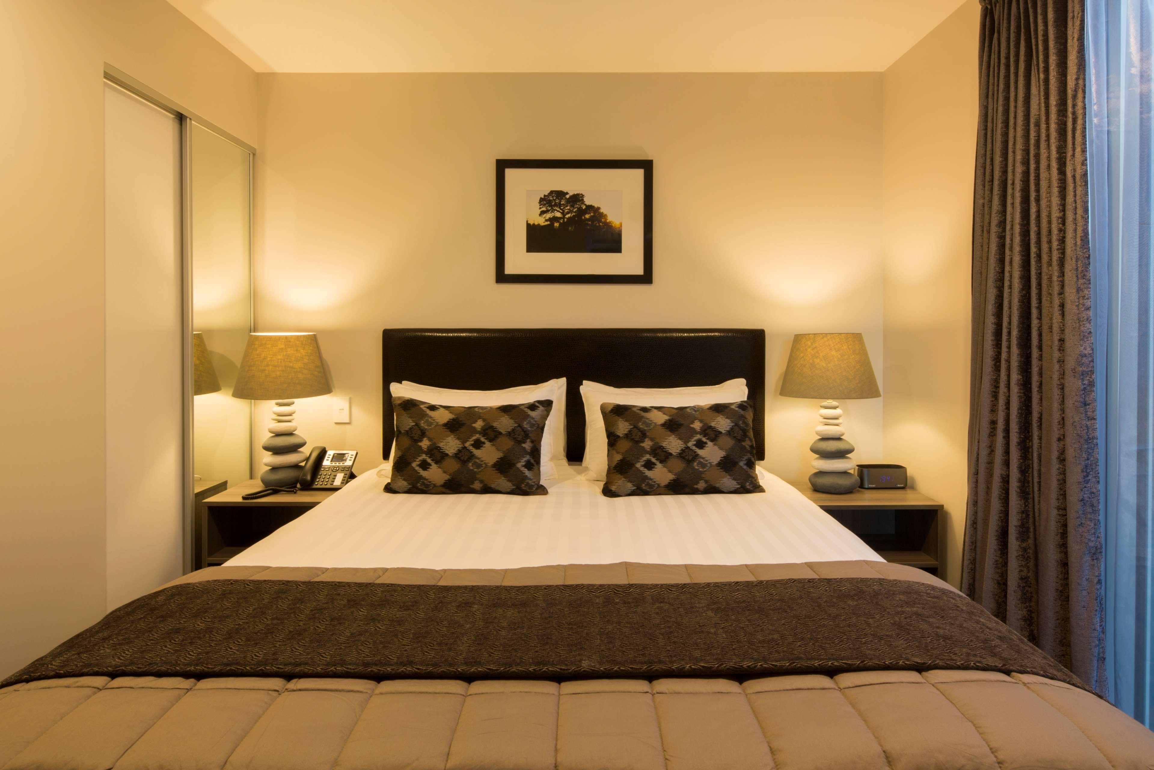 Ramada Suites By Wyndham Queenstown Remarkables Park Exteriör bild