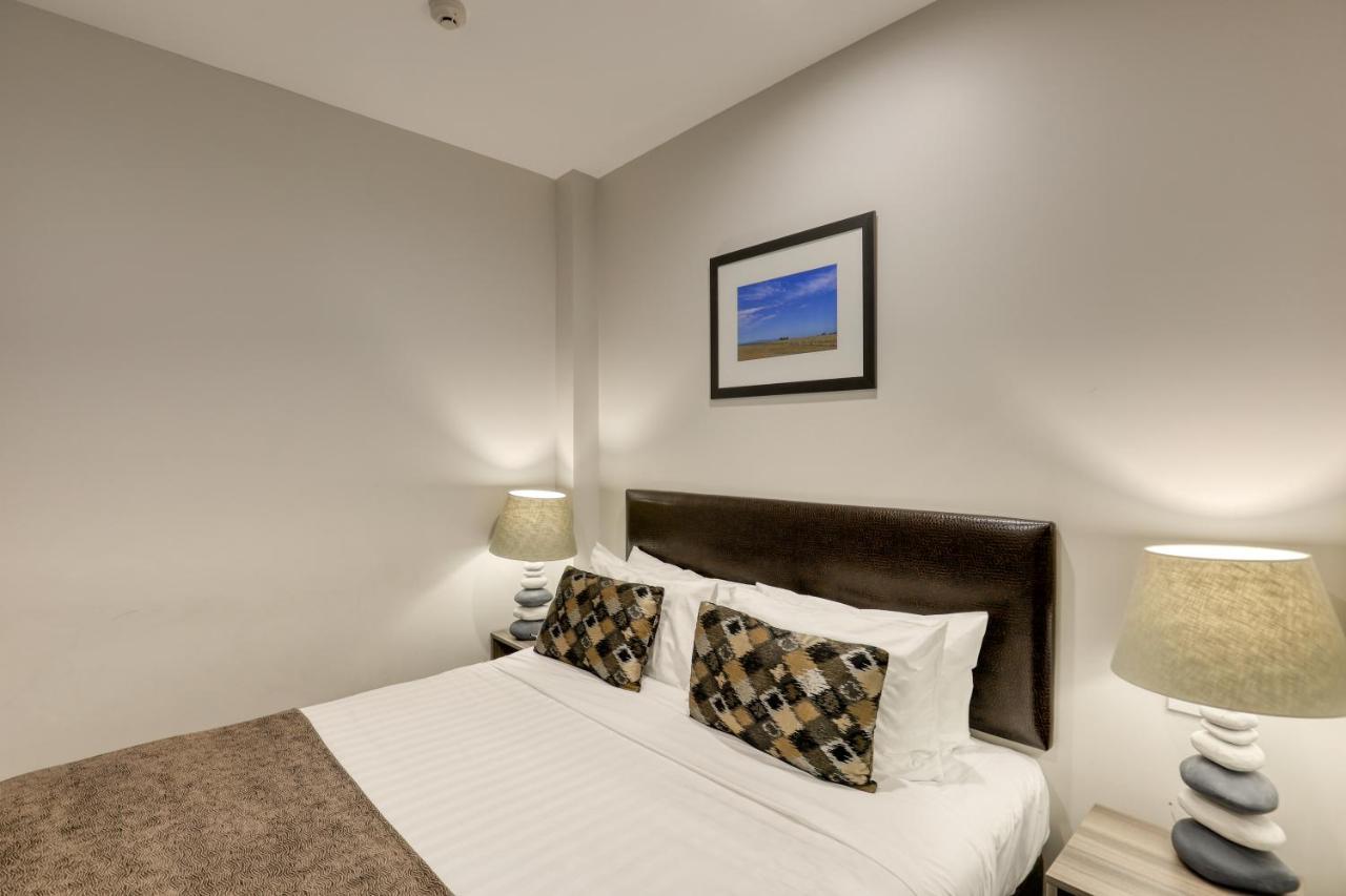 Ramada Suites By Wyndham Queenstown Remarkables Park Exteriör bild