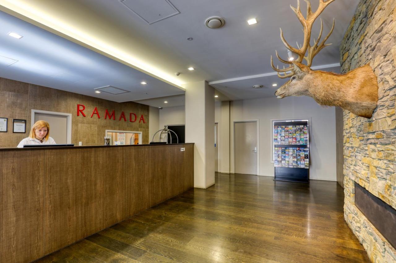 Ramada Suites By Wyndham Queenstown Remarkables Park Exteriör bild